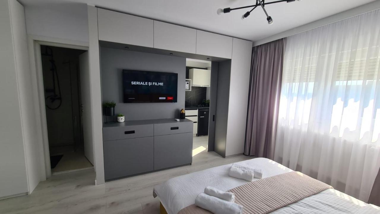 Government Deluxe Studio By Magic Apartments Bucharest Exterior photo