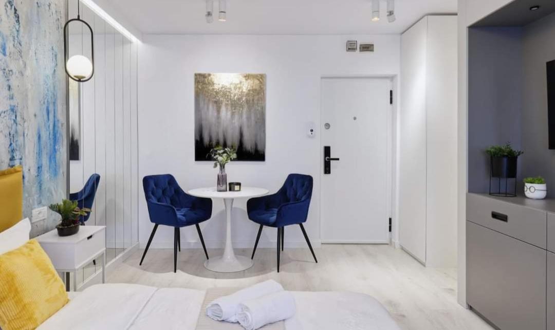 Government Deluxe Studio By Magic Apartments Bucharest Exterior photo